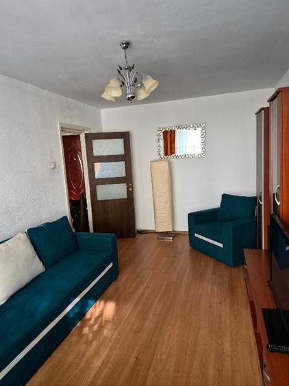 Închiriez ap 2 camere. - 3