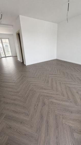 Duplex cu 3 camere cu Canalizare în Urseni