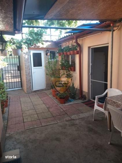 Casă cu 4 camere în Dacia