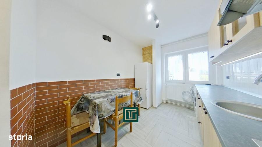 Apartament cu 2 camere decomandat în Podgoria