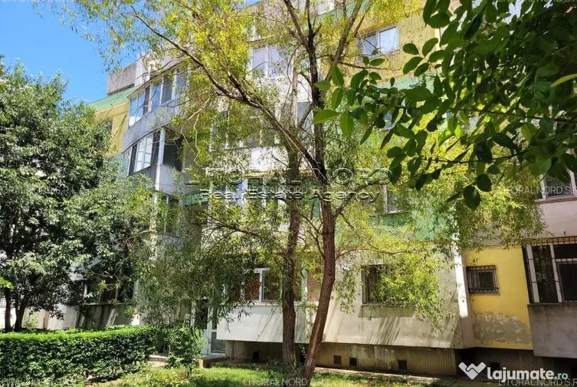 Apartament cu 2 camere decomandat în Poarta 6