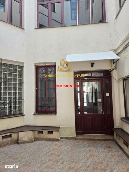 Apartament cu 3 camere în Centrul Civic