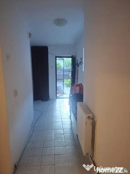 Casă cu 3 camere cu Teren 417 Mp în Central