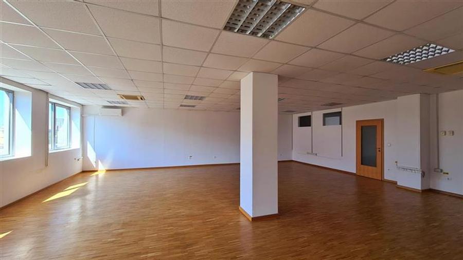 Birou, de 190 mp, în Fabric