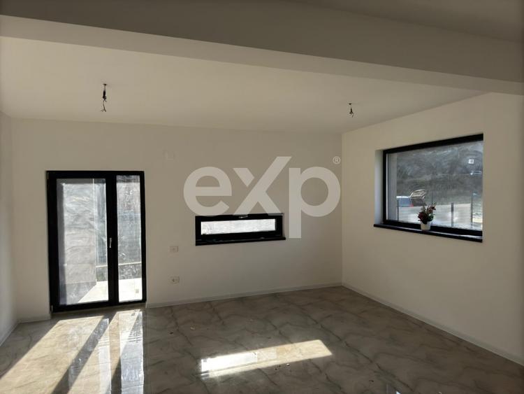 Casă individuală cu 3 camere cu Canalizare în Exterior Nord