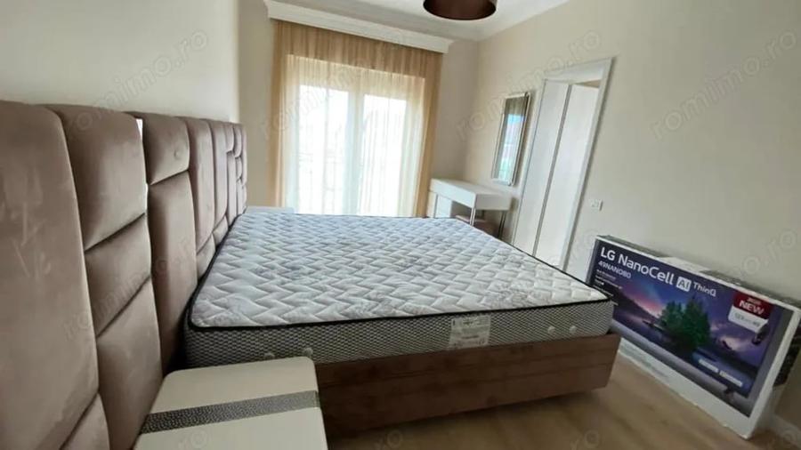 Casă cu 5 camere cu Teren 330 Mp în Giroc