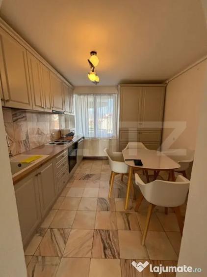 Apartament cu 3 camere semidecomandat în Ultracentral