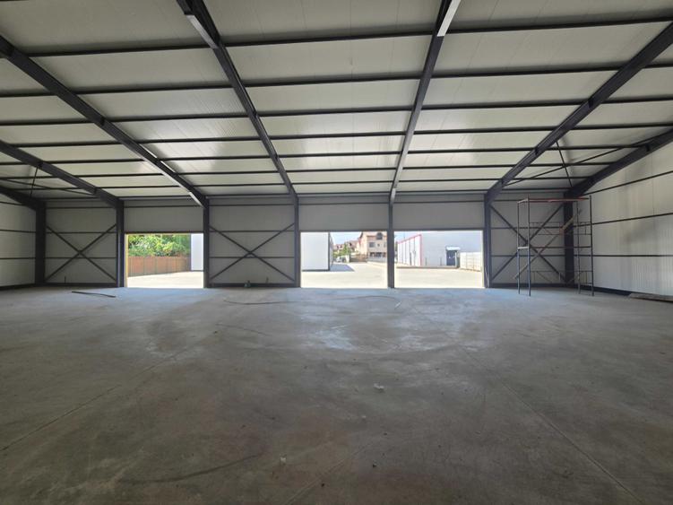 Spațiu comercial, de 596 mp, în Central