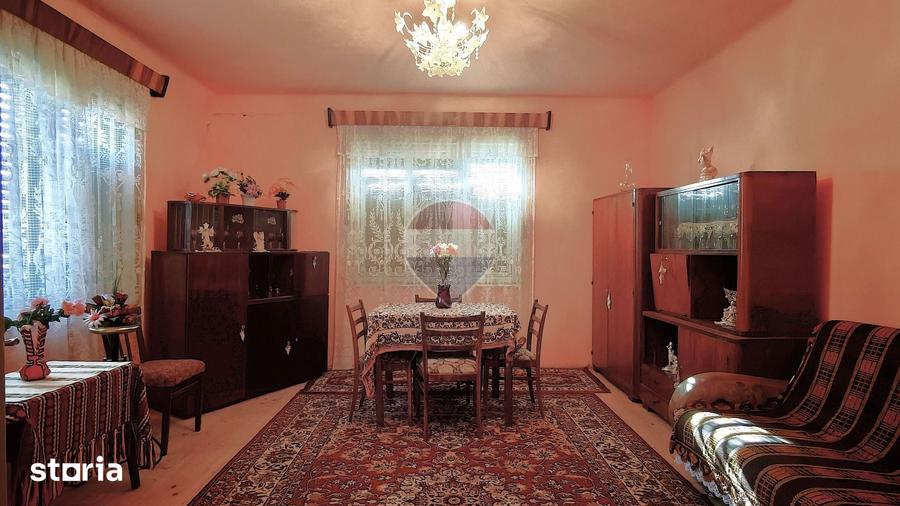 Casă cu 3 camere cu Teren 2594 Mp în Blăjel