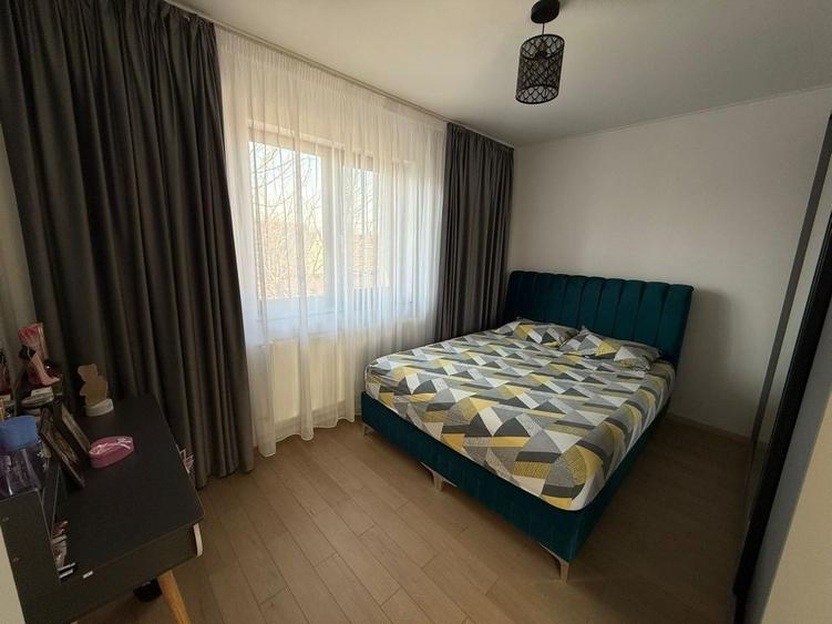 Casă cu 4 camere în Sânpetru