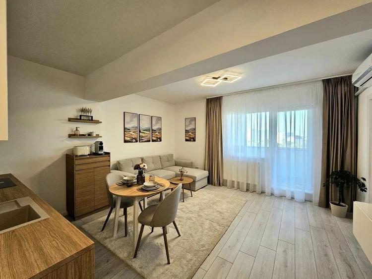 Apartament cu 2 camere, mobilat în Păcii