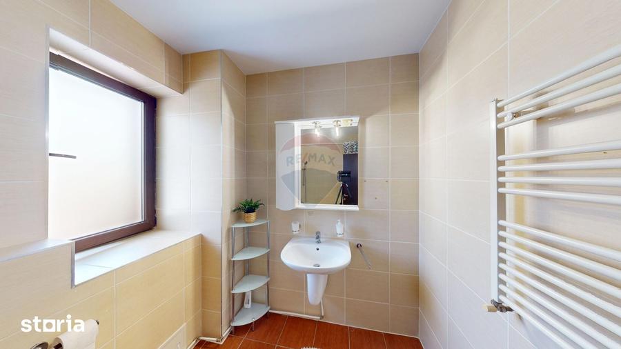 Apartament cu 3 camere în Valea Cetății