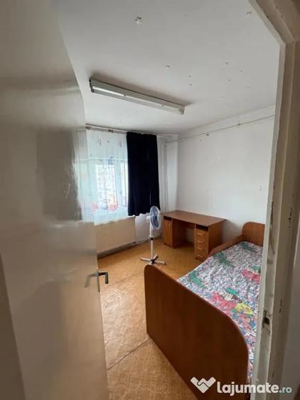 Apartament cu 4 camere decomandat în Mănăștur