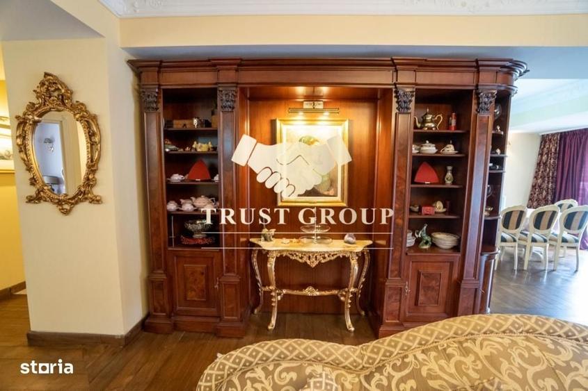 Apartament cu 4 camere decomandat în Clăbucet