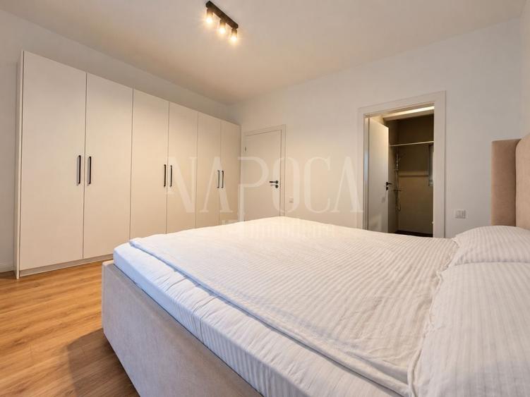 Apartament cu 3 camere semidecomandat în Mărăști