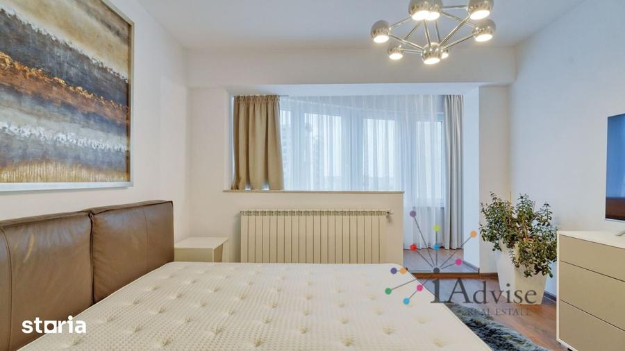 Apartament cu 4 camere decomandat în Central