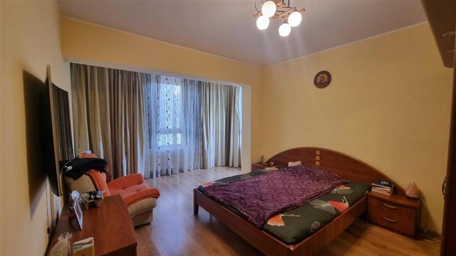 Apartament cu 4 camere decomandat, mobilat în I. C. Frimu
