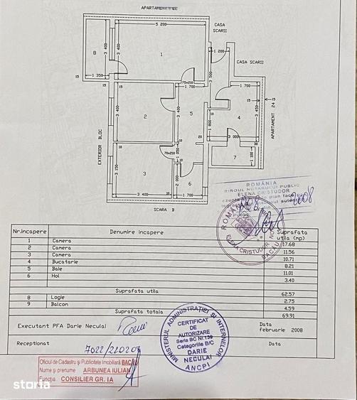 Apartament cu 3 camere decomandat în Cornișa