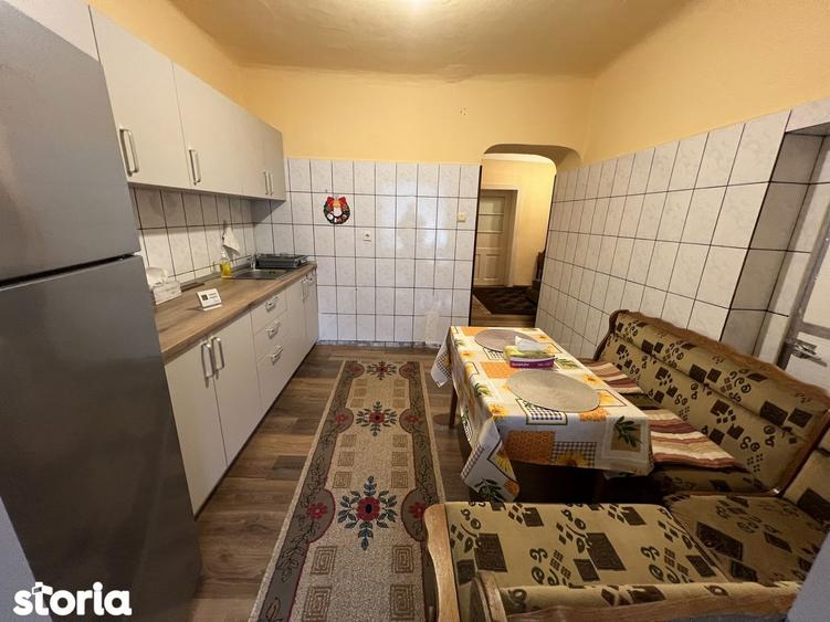 Apartament cu 3 camere decomandat, mobilat în Ștefan cel Mare