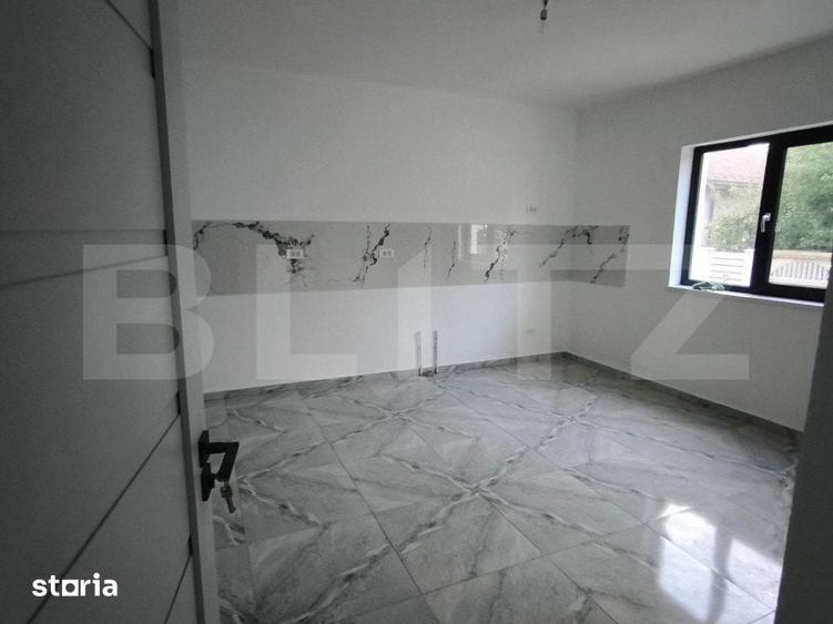 Casă cu 4 camere cu Teren 330 Mp în Podari