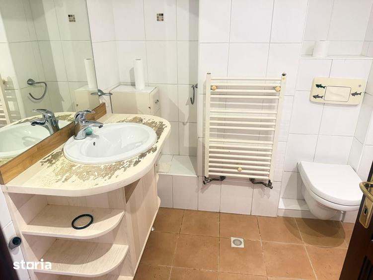 Apartament cu 4 camere în Ultracentral
