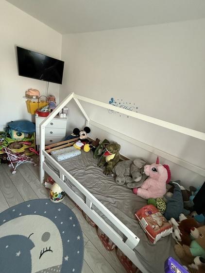 Vanzare Apartament 3 Camere cu Balcon, Etaj 1 Dacia, Constanta - 1