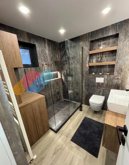 Apartament cu 2 camere decomandat, mobilat în Zorilor