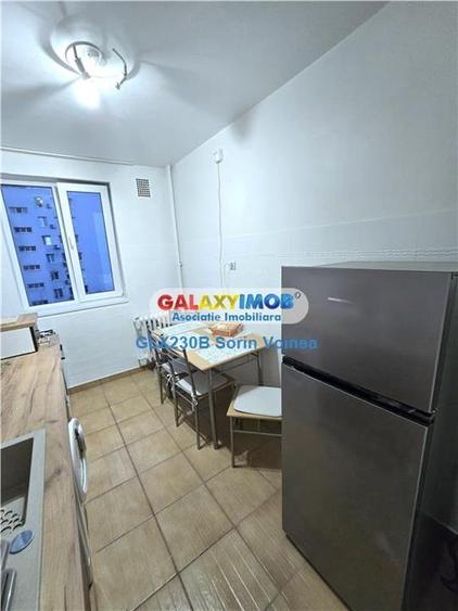 Apartament cu 2 camere semidecomandat, mobilat în Dristor
