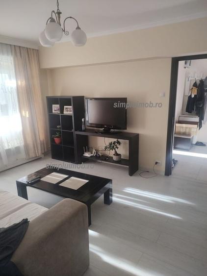 Apartament cu 2 camere semidecomandat, mobilat în Giurgiului