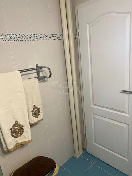 Apartament cu 2 camere semidecomandat, mobilat în 1 Mai