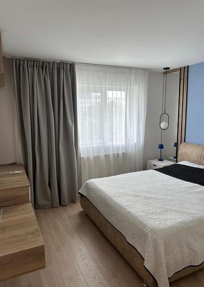 Apartament cu 2 camere decomandat în Aviației