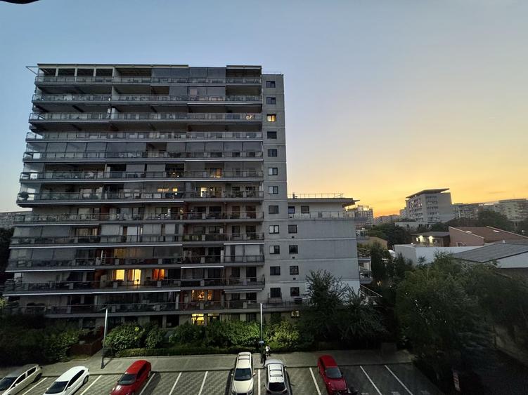Apartament cu 2 camere decomandat, mobilat în Dristor