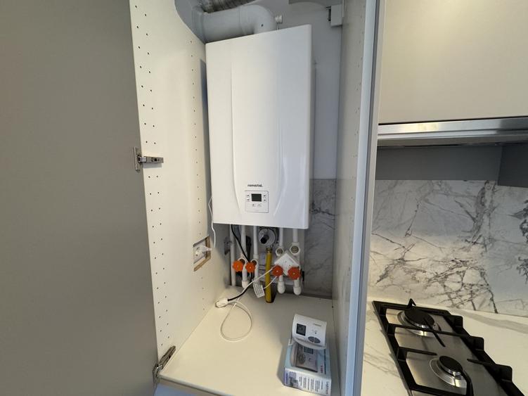 Apartament cu 2 camere decomandat, mobilat în 1 Decembrie