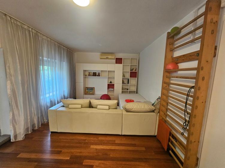 Apartament cu 2 camere semidecomandat în Câmpia Libertății