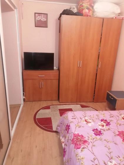 Apartament cu 3 camere semidecomandat în Tomis Nord