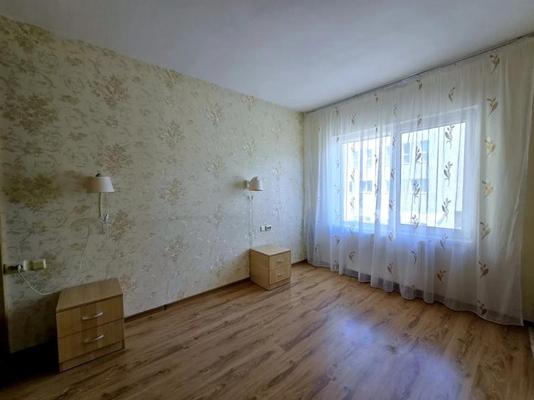 Apartament cu 3 camere,etaj 1, zona Sesul de sus - 6