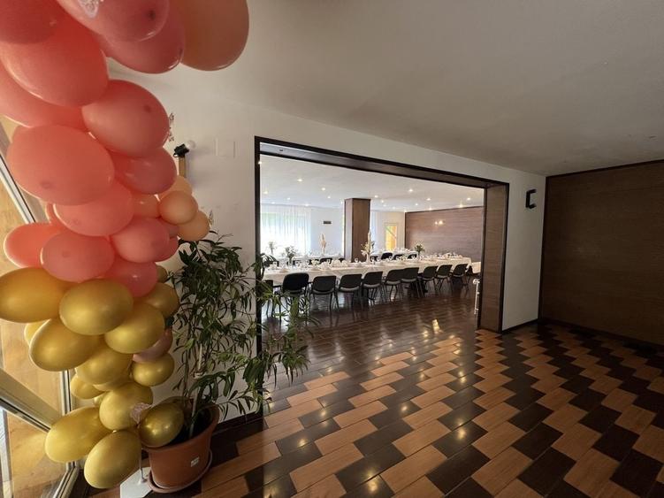 Casă cu 4 camere cu Teren 2000 Mp în Central