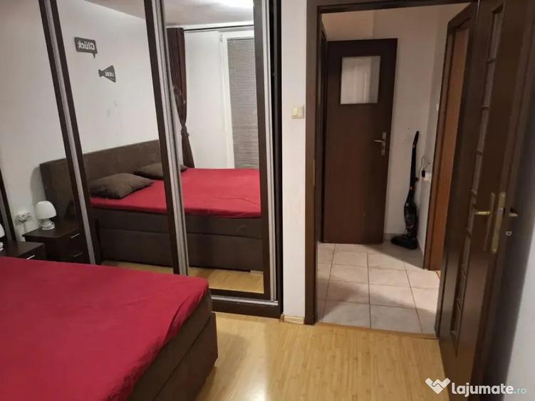 Apartament cu 2 camere semidecomandat în Gara de Nord