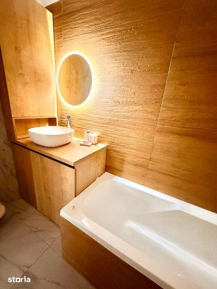 Apartament cu 4 camere în Băneasa