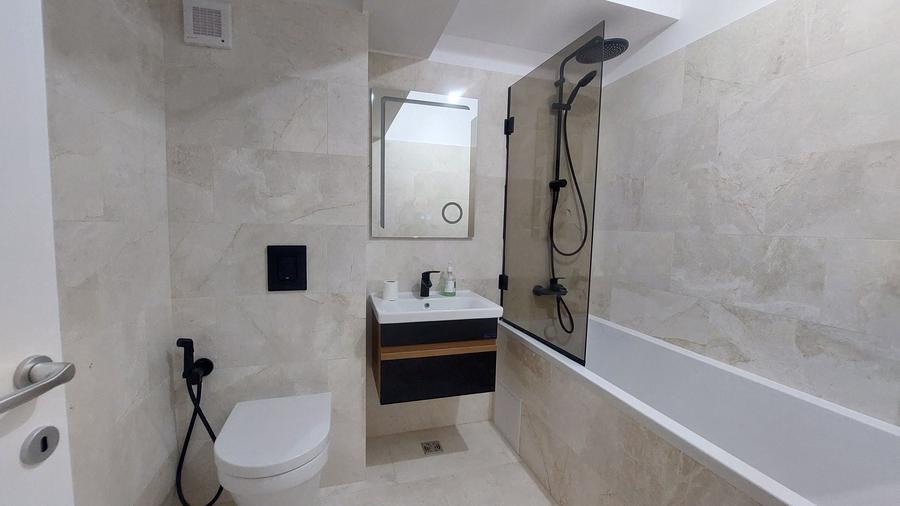 Apartament cu 2 camere decomandat în Valea Lupului