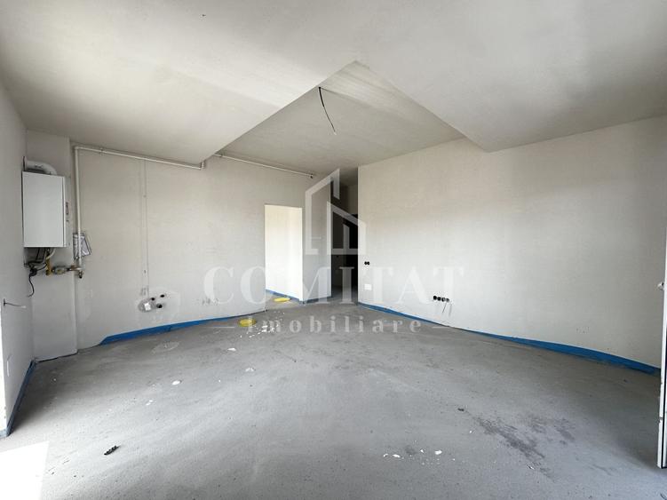 Apartament cu 3 camere semidecomandat în Florești — fotografia 2