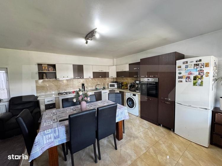 Casă cu 4 camere cu Teren 585 Mp în Teiu