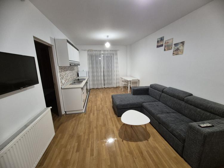 Apartament cu 2 camere semidecomandat în Florești
