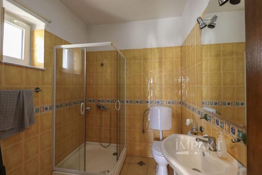 Casă individuală cu 5 camere cu Canalizare în Europa