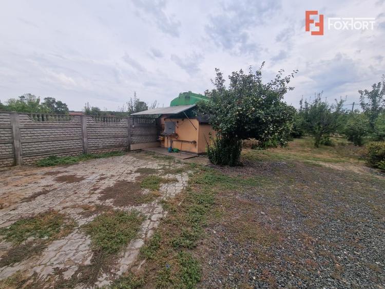 Casă individuală cu 7 camere cu Garaj în Bazoșu Nou