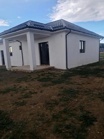 Casă cu Teren 619 Mp în Central