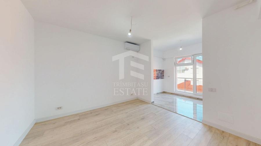 Apartament cu 2 camere semidecomandat în Prelungirea Ghencea