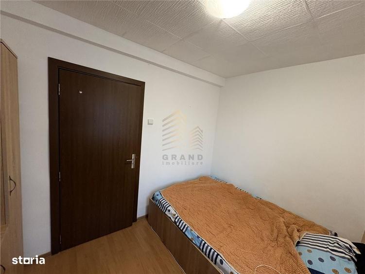 Apartament cu 2 camere semidecomandat în Decebal