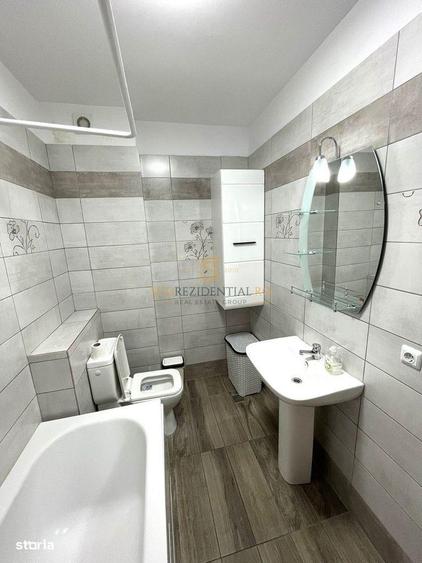 Apartament cu 3 camere, mobilat în Metalurgiei