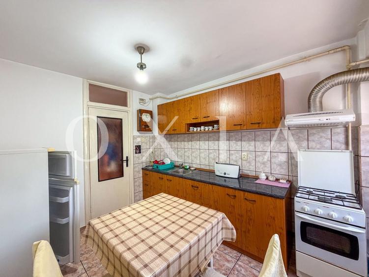 Apartament cu 2 camere decomandat, mobilat în Lipovei